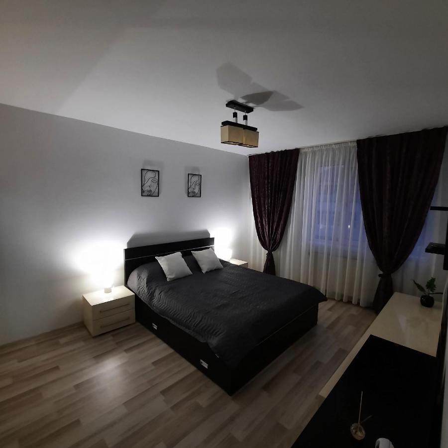 Apartament Kepa Din Piatra Neamţ Exterior foto